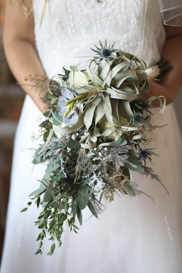 Succulent bouquet | Journey to the Centre of the Earth | modern ethereal winter styled bridal shoot by Hanami Dream | agate | marble | airplants | tulle | pale blue | gold | Oxleaze Barn | Gloucestershire | October 2017 | Photography by Squib Photography www.squibphotography.co.uk