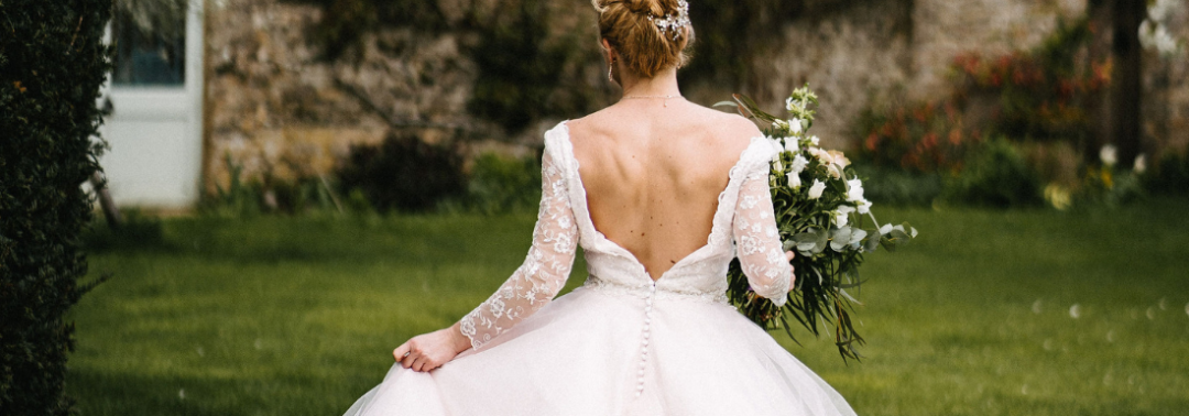 A (Brides)made to measure wedding dress